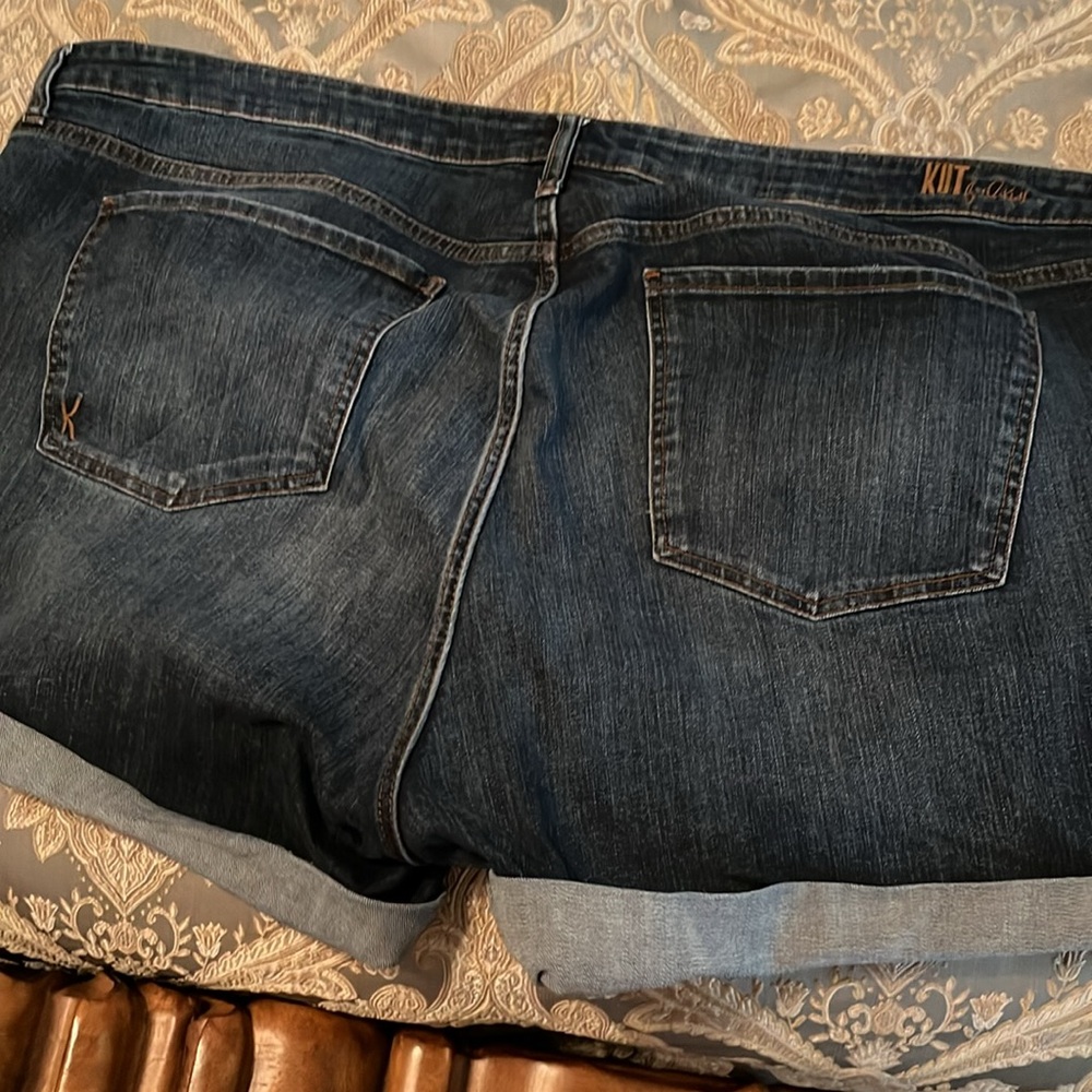 Kut jean shorts - Picture 3 of 3